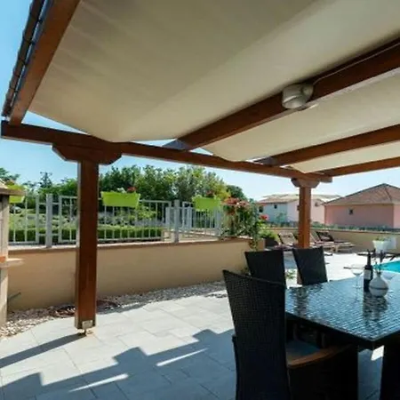 Вилла Luxury And Modern Comfortable Holiday